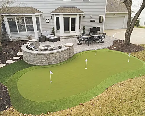Backyard putting green drone shot installed by SYNLawn