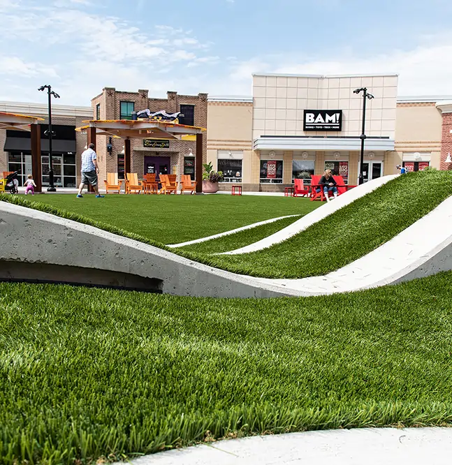 Artificial grass lawn & walkway from SYNLawn