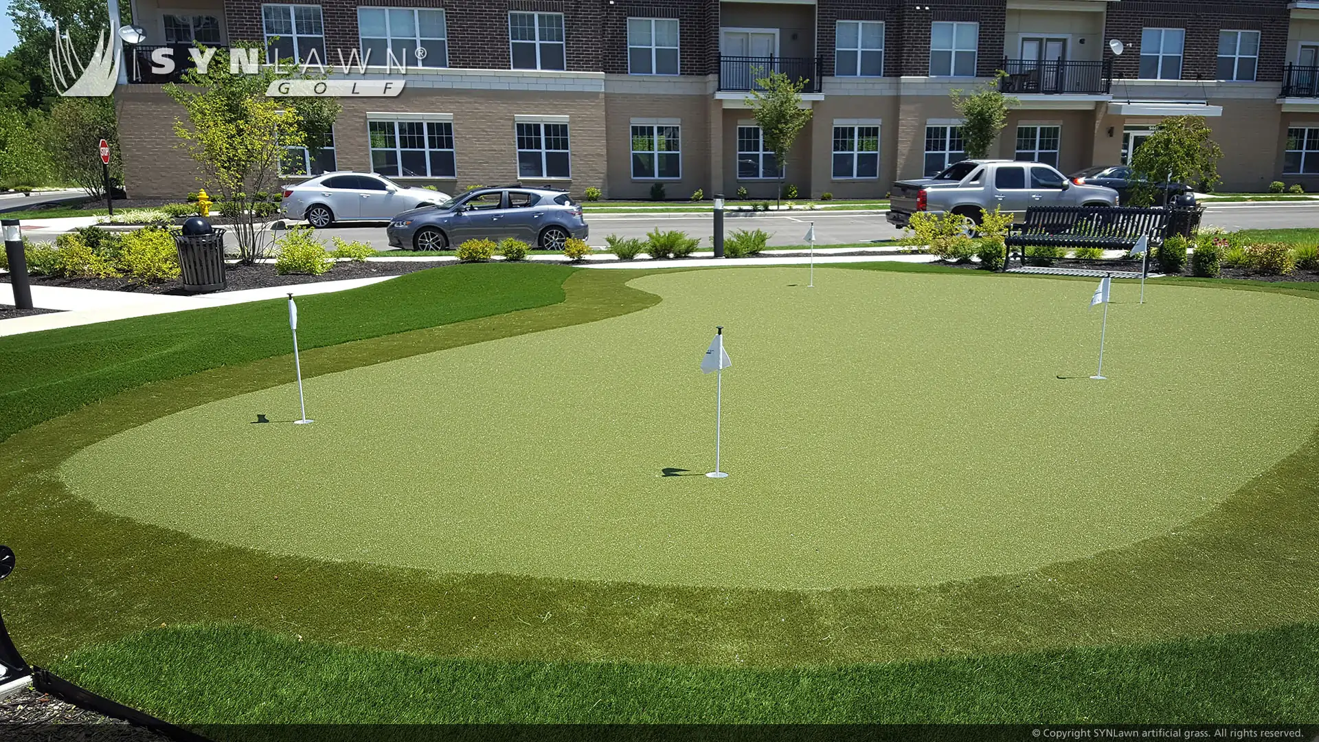 public-golf-green-synlawn