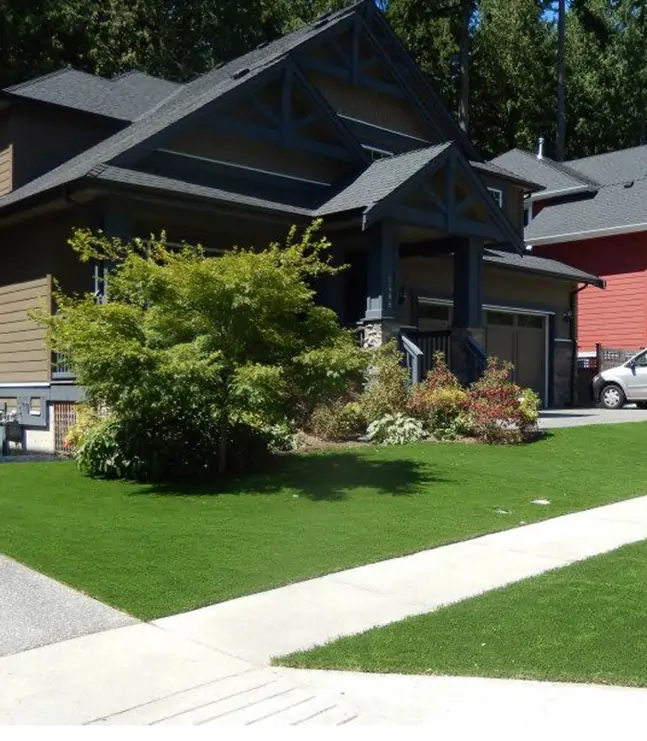 synlawn-co-ag-front-yard-img-3 Artificial Grass front yard from SYNLawn Colorado