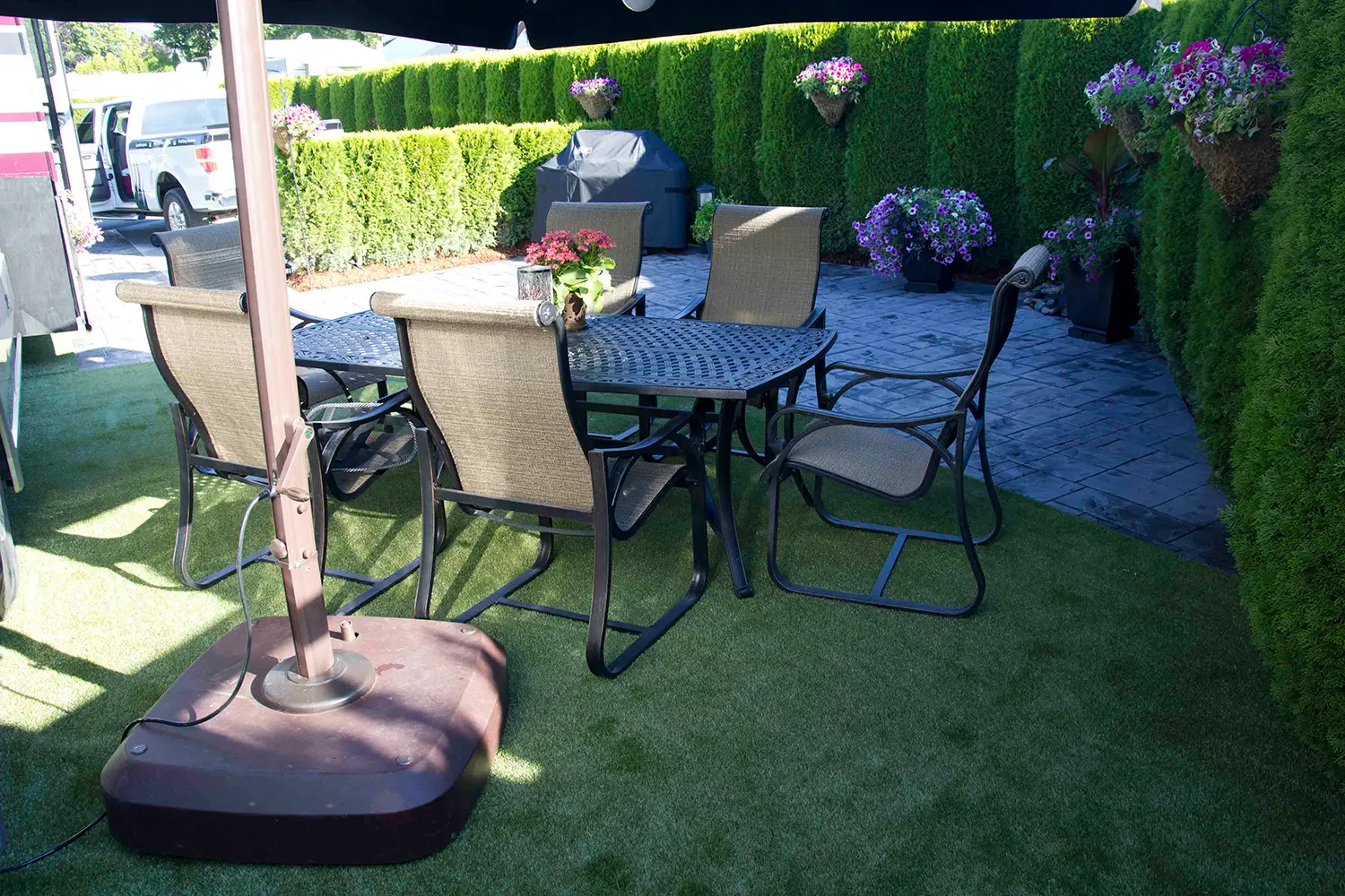 artificial-grass-patio-blog-img-4 Artificial grass patio installed by SYNLawn