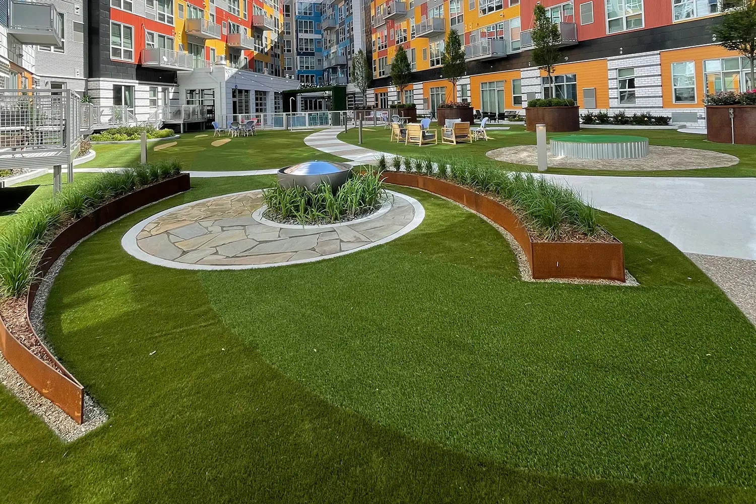 synlawn-co-apartment-turf-img-3 Artificial grass apartment installation from SYNLawn Colorado